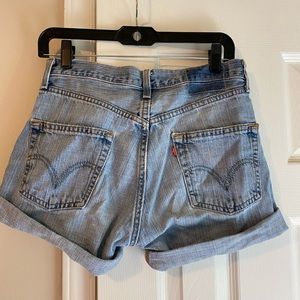 Levi shorts